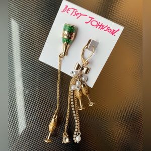 Betsey Johnson Champagne Mismatch Linear Earrings